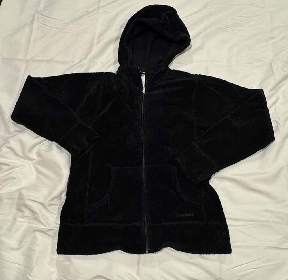 PATAGONIA Full Zip Fleece Jacket Black Hooded Fuzzy Womens Size M EUC